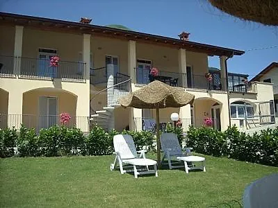 Βίλα Sleeps 6 Pool Wifi Ossuccio