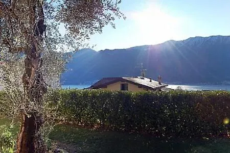 Sleeps 6 Pool Wifi Βίλα