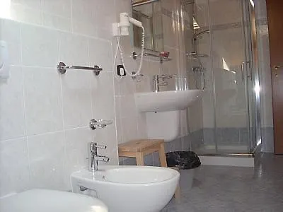 빌라 Sleeps 6 Pool Wifi 오수키오